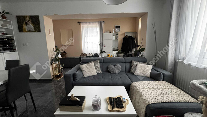 2. kép | Eladó családi ház Várpalotán | Eladó Családi ház, Várpalota (#178754)