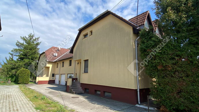33. kép | Eladó Kertkapcsolatos társasházi lakás, Győr (#181452)