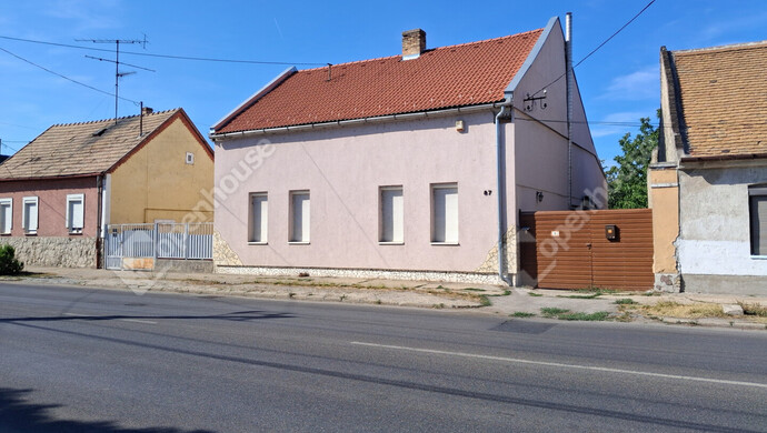 0. kép | Eladó Családi ház, Komárom (#183205)