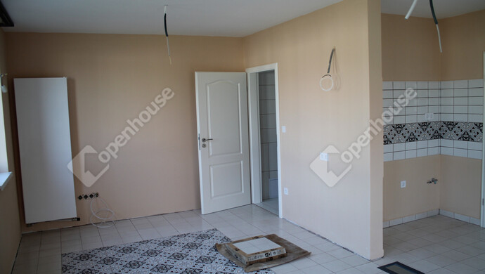 1. kép | Kiadó Üzlethelyiség, Szombathely (#179788)