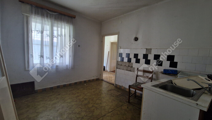 2. kép | Eladó Családi ház, Tárkány (#176907)