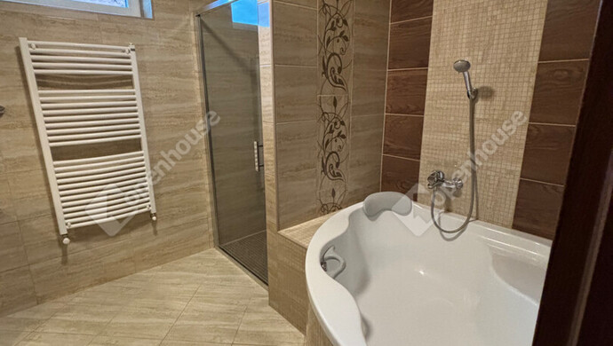 7. kép | Eladó Családi ház, Nyúl (#178203)