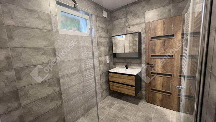 8. kép | Eladó Téglaépítésű lakás, Balatonszárszó (#177867)