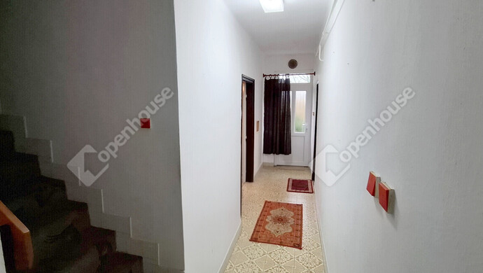 16. kép | Közlekedő | Eladó Családi ház, Kenézlő (#178368)