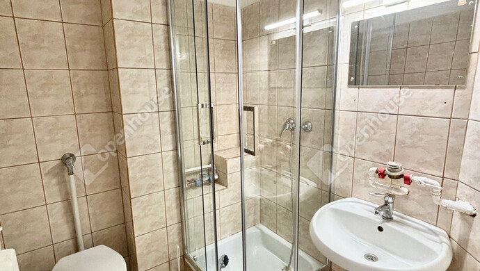 7. kép | Fürdő | Eladó Társasházi lakás, Tatabánya (#179203)