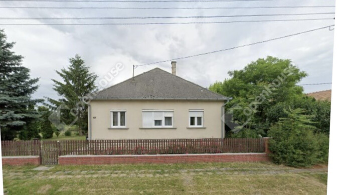 0. kép | Eladó Családi ház, Pér (#180405)