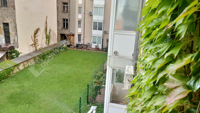 3. kép | Belső udvar - kilátás a lakásból | Eladó Társasházi lakás, Budapest VIII. Ker. (#179434)