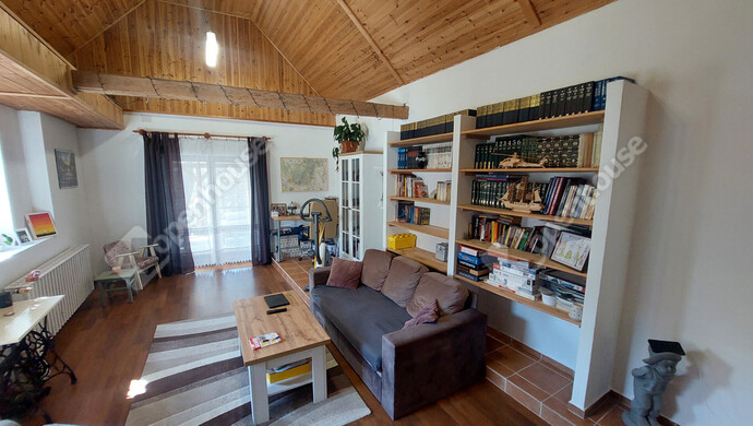 1. kép | Eladó Családi ház, Oroszlány (#180402)