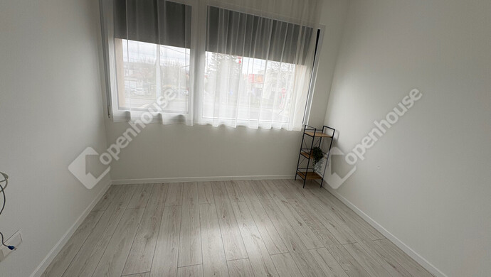 5. kép | Kiadó Sorház, Debrecen (#180289)