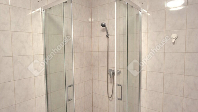 7. kép | Kiadó Társasházi lakás, Komárom (#179646)