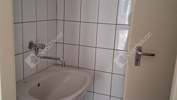 6. kép | Kiadó Üzlethelyiség, Bana (#180213)