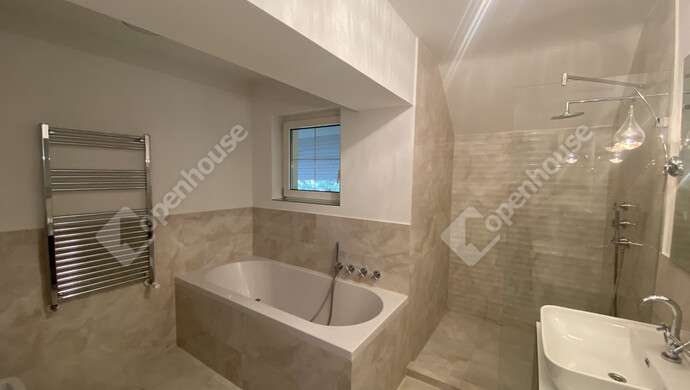 13. kép | Eladó Családi ház, Debrecen (#180571)