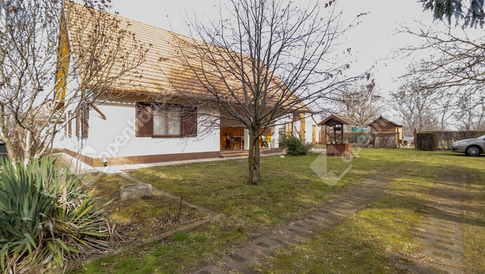 34. kép | Eladó Családi ház, Tass (#179988)