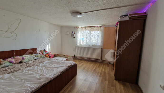 6. kép | Eladó Családi ház, Bana (#178653)