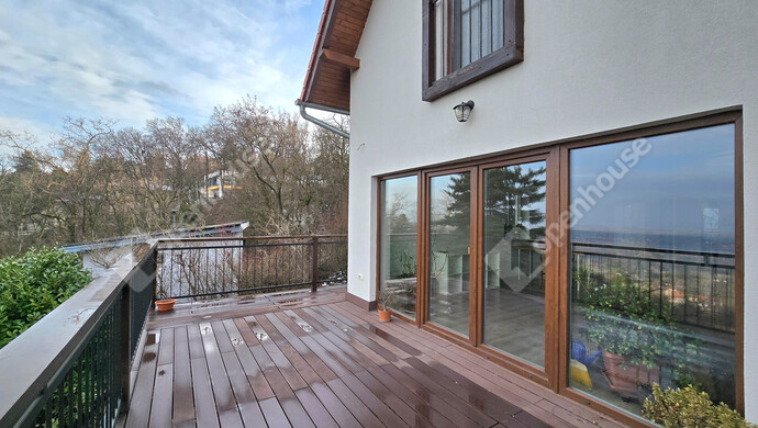 4. kép | Terasz | Eladó Családi ház, Leányfalu (#179613)