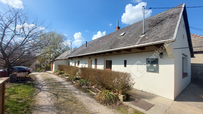 25. kép | Eladó Családi ház, Oroszlány (#180402)