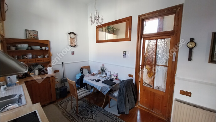 7. kép | Székesfehérvár történelmi belvárosában téglalakás Eladó! | Eladó Társasházi lakás, Székesfehérvár (#180663)