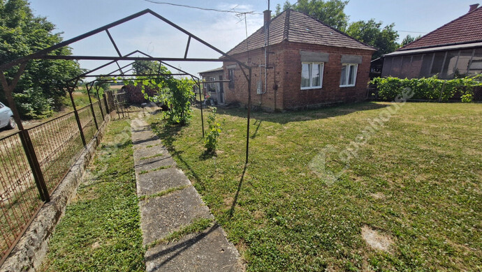 20. kép | Eladó Családi ház, Csörnyeföld (#177055)