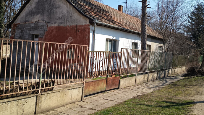 9. kép | Ház utca front | Eladó Családi ház, Szeged (#180206)