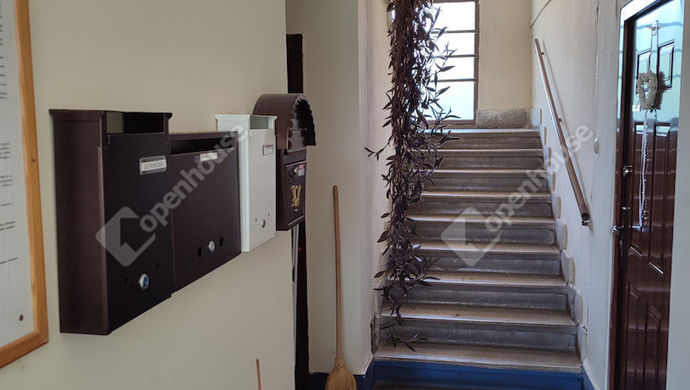 10. kép | Lépcsőház | Eladó Társasházi lakás, Tatabánya (#162802)