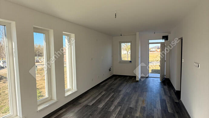 1. kép | Eladó Családi ház, Környe (#177337)