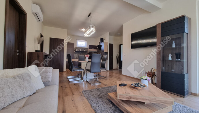 0. kép | Kiadó Családi ház, Siófok (#177204)