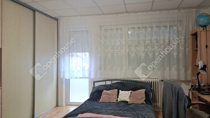 11. kép | Eladó Családi ház, Bana (#180022)