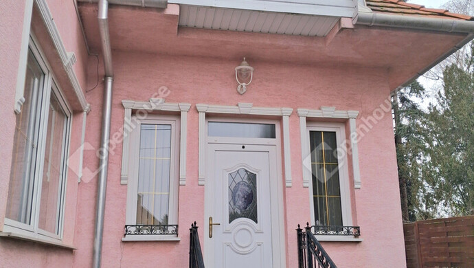 1. kép | Kiadó Családi ház, Komárom (#179509)