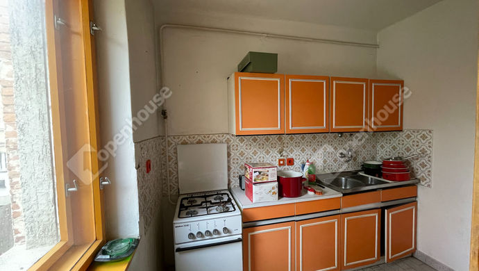 9. kép | konyha 2 lakás | Eladó Családi ház, Szombathely (#166299)
