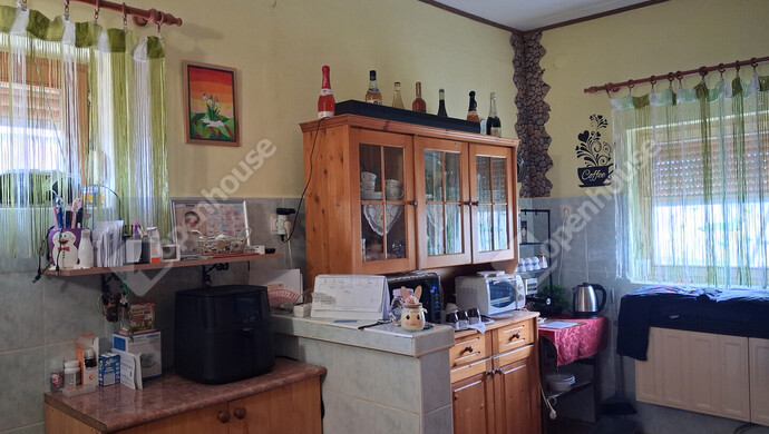 1. kép | Eladó Családi ház, Ács (#180945)