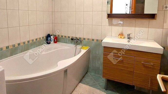 32. kép | Eladó Téglaépítésű lakás, Balatonboglár (#177692)