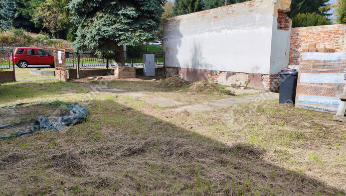 37. kép | Eladó Telek, Eszteregnye (#177493)