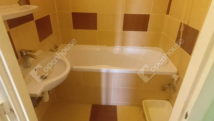 6. kép | FÜRDŐSZOBA2 | Eladó Társasházi lakás, Szeged (#176482)