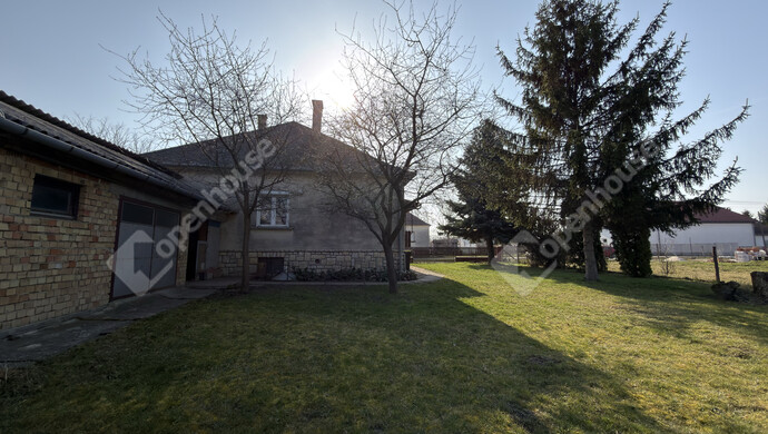 2. kép | Eladó Családi ház, Pér (#180405)