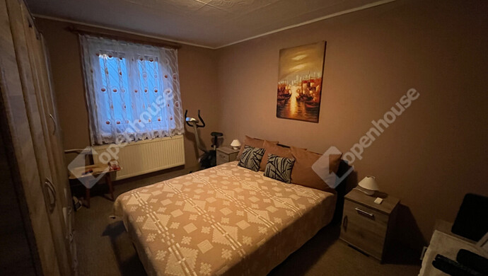 12. kép | Hátsó ház | Eladó Családi ház, Juta (#178806)