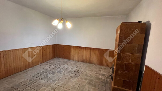 32. kép | Első ház-nappalivá alakítható | Eladó Családi ház, Juta (#178806)