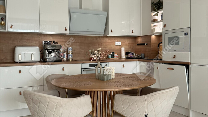 1. kép | Eladó Társasházi lakás, Győr (#180458)