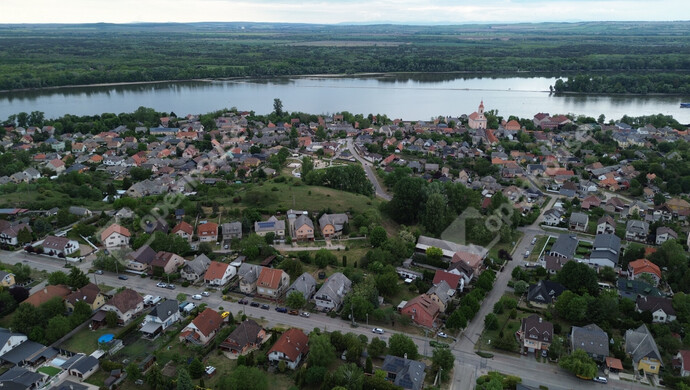 53. kép | Eladó Családi ház, Nyergesújfalu (#181660)