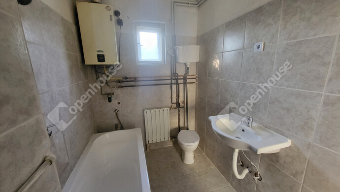 20. kép | Eladó Családi ház, Kocs (#177335)