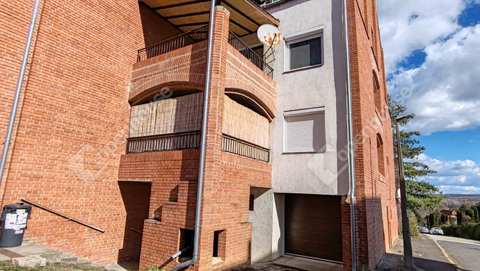 0. kép | Eladó Téglaépítésű lakás, Balatonföldvár (#180129)