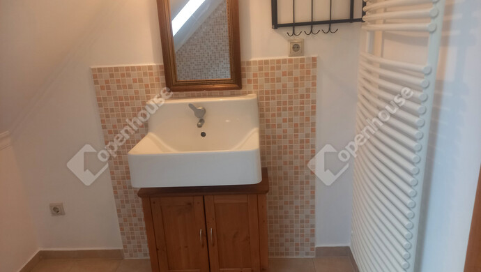 63. kép | Eladó Családi ház, Pápa (#178516)