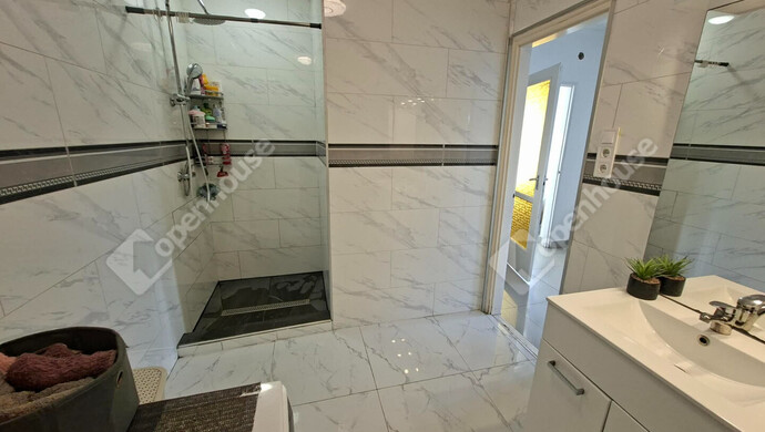 12. kép | Eladó Családi ház, Esztergom (#179112)