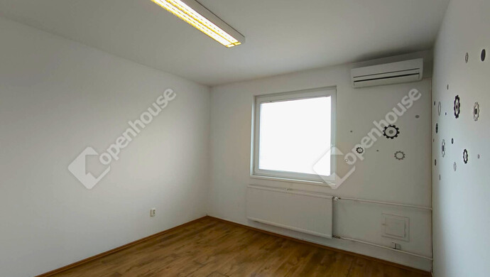 1. kép | Kiadó Iroda, Szeged (#180770)