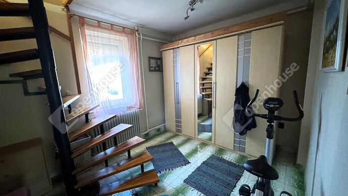 11. kép | Eladó családi ház Székesfehérvár. | Eladó Családi ház, Székesfehérvár (#177367)