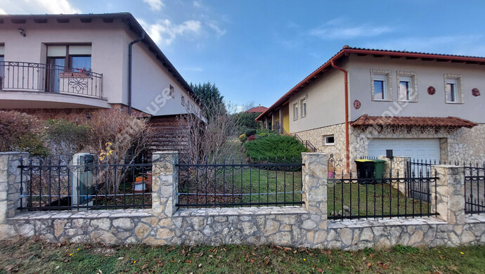 35. kép | Eladó Családi ház, Tatabánya (#178315)