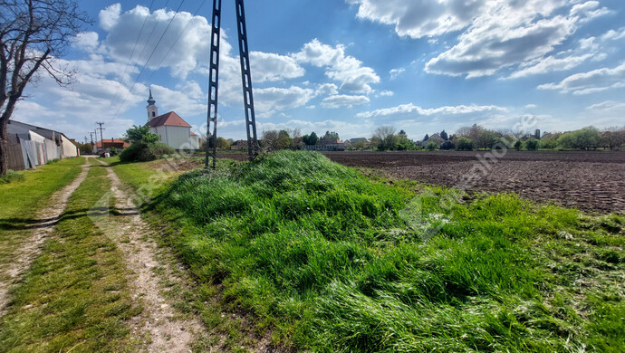 2. kép | Eladó Telek, Császár (#181311)