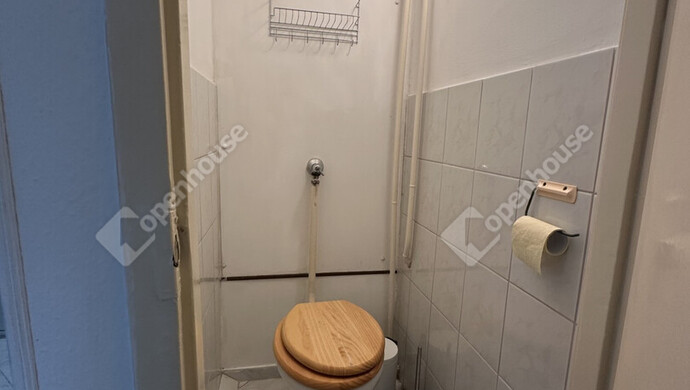 7. kép | különálló wcvel | Eladó Társasházi lakás, Székesfehérvár (#179888)