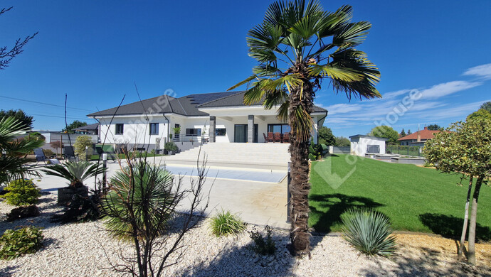 1. kép | Eladó Családi ház, Komárom (#177061)