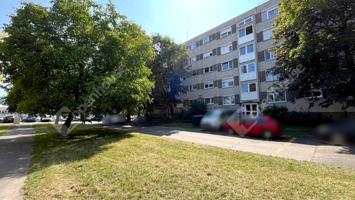 0. kép | Bérház bejárata | Eladó Társasházi lakás, Miskolc (#176439)