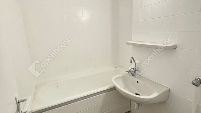 1. kép | Fürdőszoba | Eladó Társasházi lakás, Tatabánya (#177100)